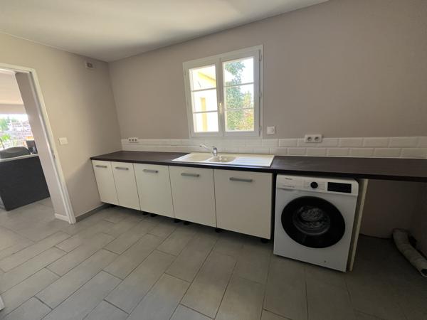 Maison contemporaine de 2011 de 169 M2 avec piscine sur 2707 M2