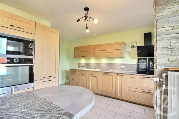 Appartement F4 à vendre  4 pièces - 91,45 m 2   CHATEAU THIERRY  - 02