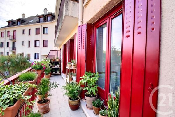 Appartement F4 à vendre  4 pièces - 91,45 m 2   CHATEAU THIERRY  - 02
