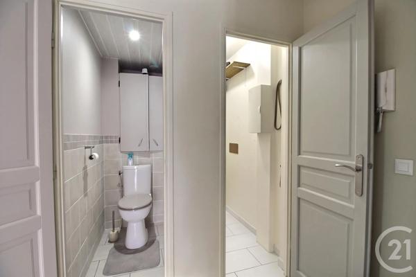 Appartement F4 à vendre  4 pièces - 91,45 m 2   CHATEAU THIERRY  - 02