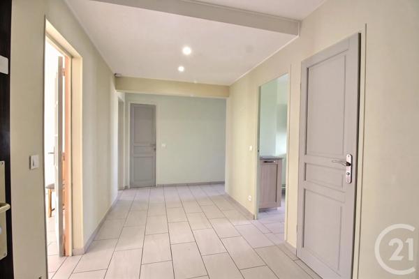 Appartement F4 à vendre  4 pièces - 91,45 m 2   CHATEAU THIERRY  - 02