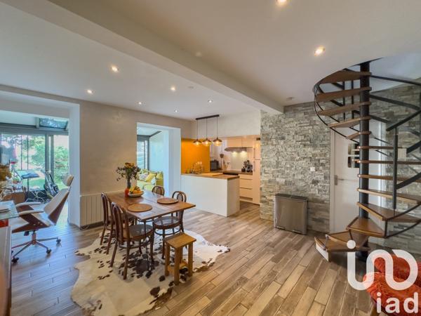 Appartement 3 pièces de 77 m² à Igny (91430)