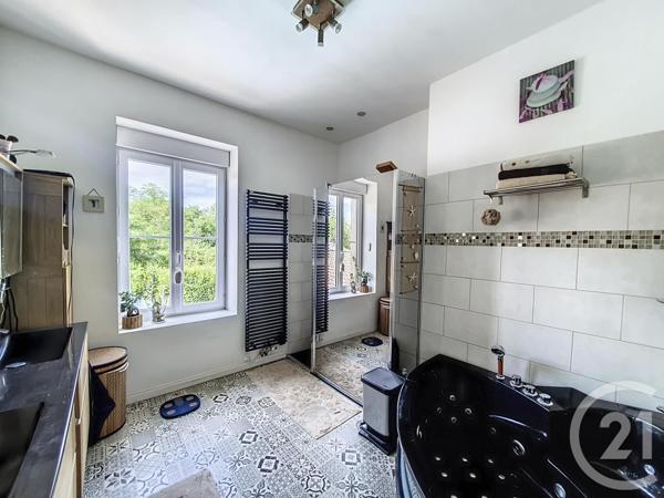 Maison à vendre  11 pièces - 332 m2 L ILE D ELLE - 85