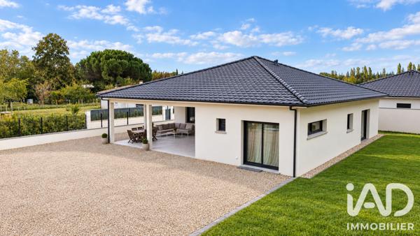 Maison à vendre 6 pièces 145 m² Saint-Seurin-sur-l'Isle