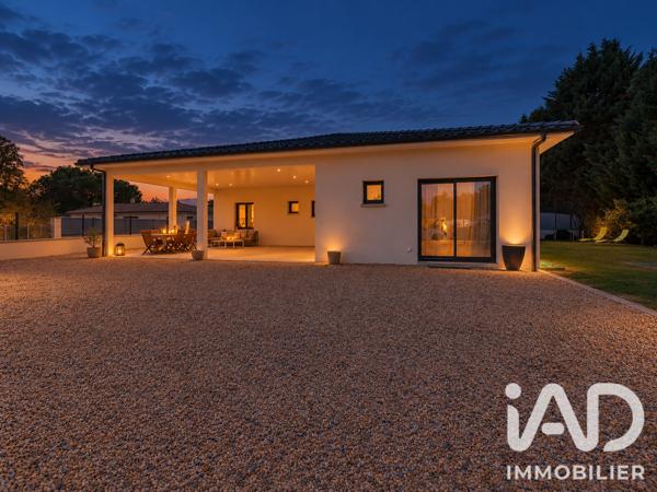 Maison à vendre 6 pièces 145 m² Saint-Seurin-sur-l'Isle