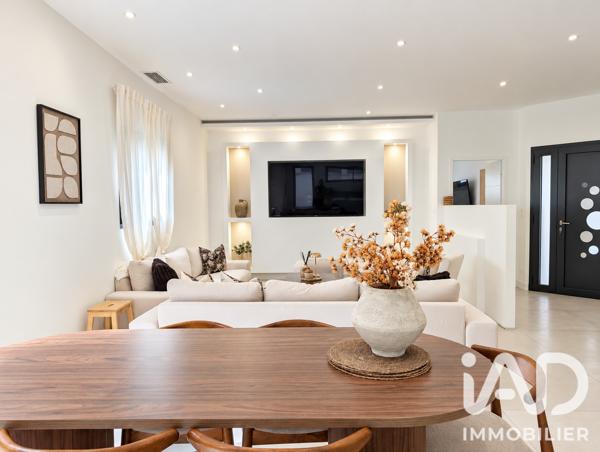 Maison à vendre 6 pièces 145 m² Saint-Seurin-sur-l'Isle