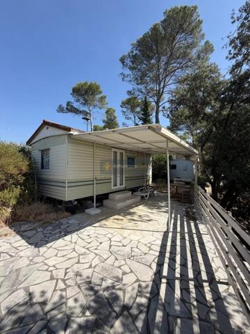 Vente                                                      Terrain
                        
                                         200 m2                     à Fréjus