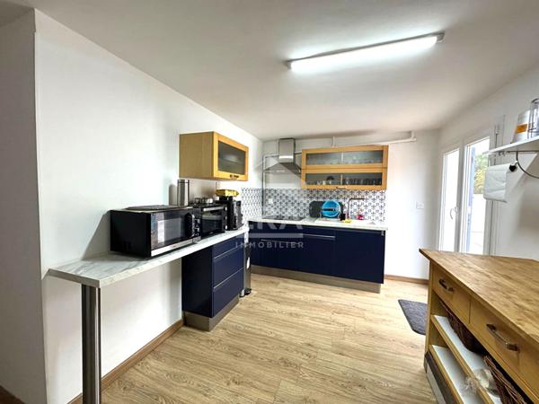 A VENDRE _ Maison 5/6 pièce(s) 164 m2 _ garage _piscine_ avec un T2 _ Berre l'Etang