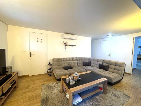 A VENDRE _ Maison 5/6 pièce(s) 164 m2 _ garage _piscine_ avec un T2 _ Berre l'Etang