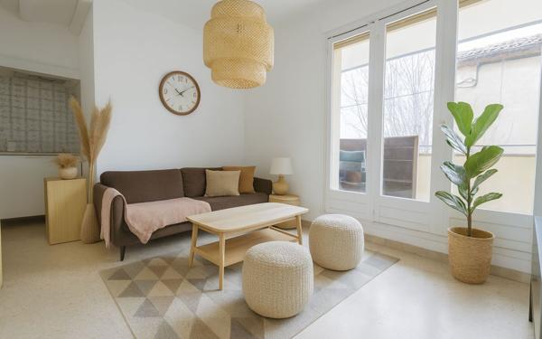 Appartement à vendre    2 pièces • 27 m2 Nîmes