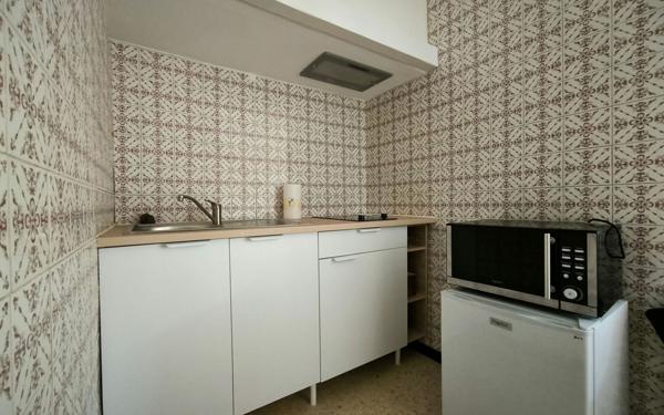 Appartement à vendre    2 pièces • 27 m2 Nîmes