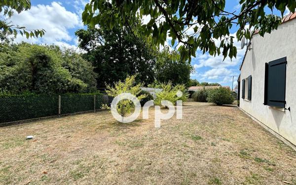 Maison à vendre    3 pièces •  Étaules