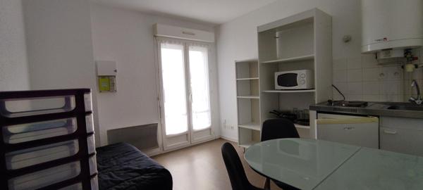 Appartement à JOUE-LES-TOURS, 37300 - 1 pièce 16m²