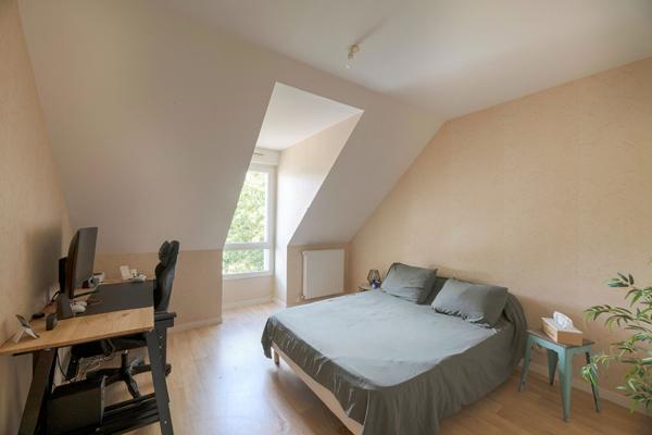Maison Betton  7 pièce(s) PROXIMITE COMMODITES MAISON RECENTE PAS DE VIS A VIS  CINQ CHAMBRES