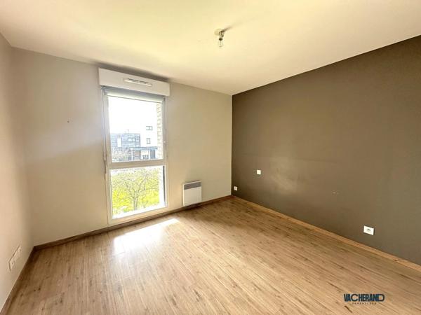 Joli T2 avec stationnement et balcon