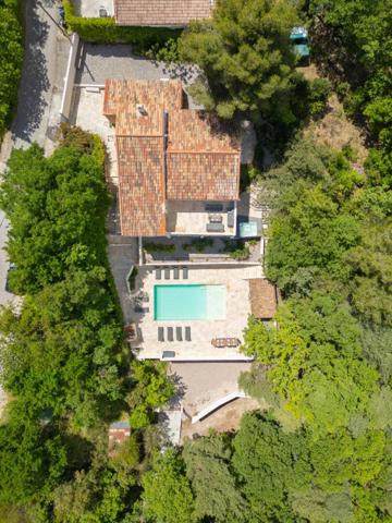 Villa Mimet 8 pièces 210 m2 - 950 000