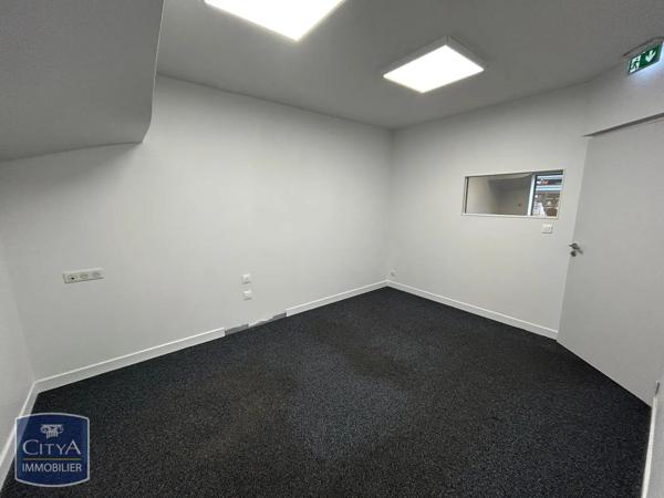 Local commercial à louer Saint-Quentin (02100)