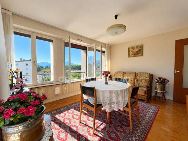 ANNECY - APPARTEMENT T3 A RENOVER - DERNIER ETAGE - BALCON VUE PANORAMIQUE MONTAGNES - A 350 m DU LAC