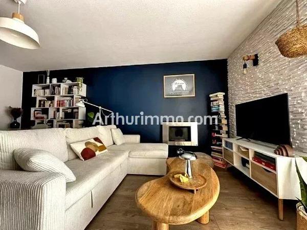 Vente                                                      Appartement
                        
                     3 pièces                      66 m2                     à Le Havre