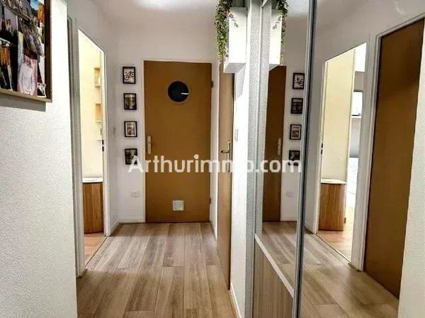 Vente                                                      Appartement
                        
                     3 pièces                      66 m2                     à Le Havre