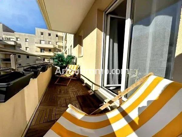 Vente                                                      Appartement
                        
                     3 pièces                      66 m2                     à Le Havre
