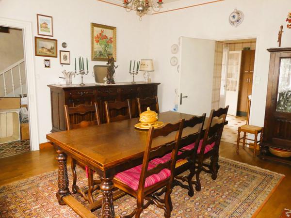 Castres (81100) CASTRES - MAISON 7 PIECES AVEC JARDIN