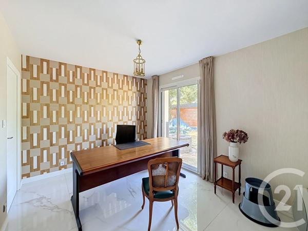Maison à vendre  9 pièces - 188 m 2   PLOEREN  - 56