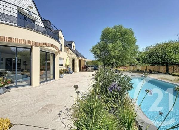 Maison à vendre  9 pièces - 188 m 2   PLOEREN  - 56