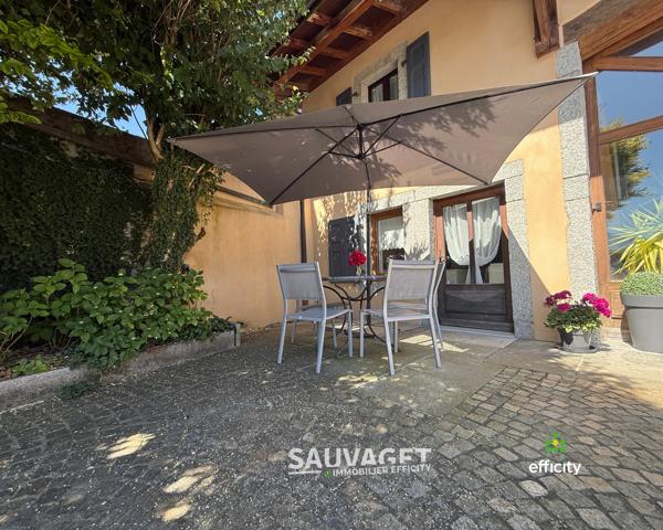 Maison
         8 pièces
        - 271 m² Bien prestige 829 000 € *
