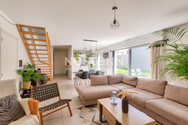 PLÉRIN Maison contemporaine dans un quartier calme et recherché à 2 pas du bourg