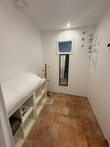 Maison de village de caractère, cour, véranda, dans un village de charme avec toute commodités Fanjeaux (11270)