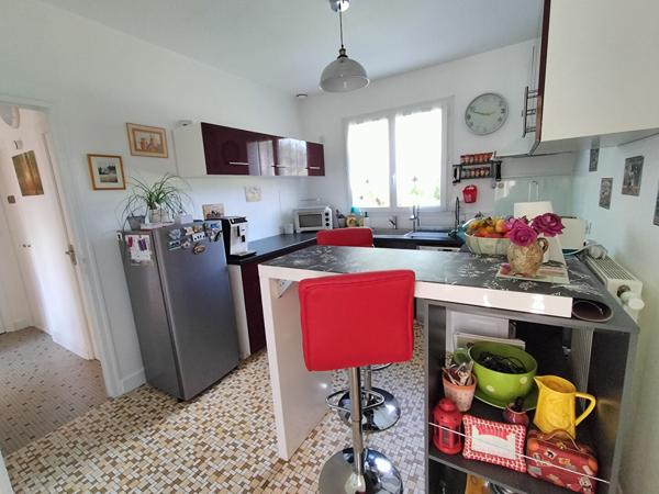 Vente Maison vivable de plain pied, 4 chambres, jardin - JUGON LES LACS