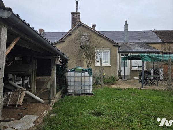 CONLIE centre : Maison de village 120 m² à rénover et actualiser