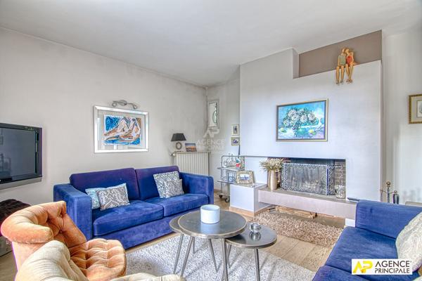 Versailles Butte Montbauron maison 7 pièces 225 m² habitables sur parcelle de 821 m² avec garage 2 voitures 2 250 000 € **  - Référence  28202