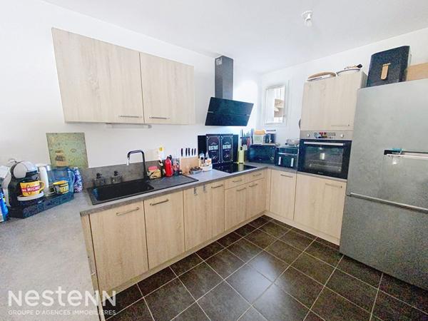 Maison contemporaine de 2020 sur Clohars-Carnoët avec vie de plain pied, 3 chambres, proche du bourg et des plages.