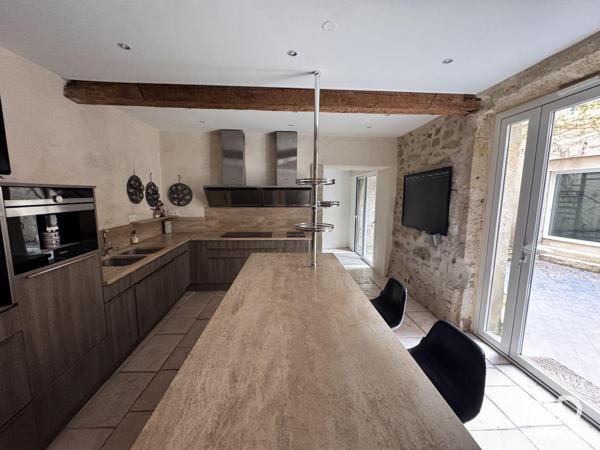 Maison à vendre 9 pièces 321 m² Pézenas