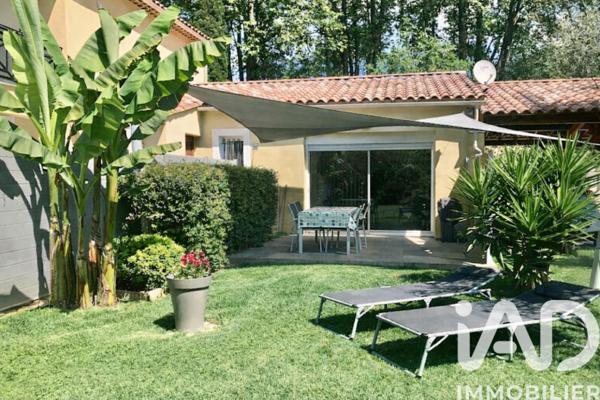 Maison à vendre 8 pièces 230,81 m² Solliès-Toucas