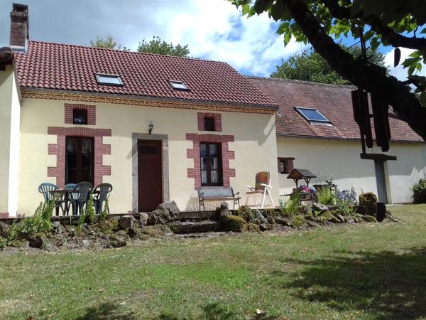 Superbe maison en pierre à la campagne
