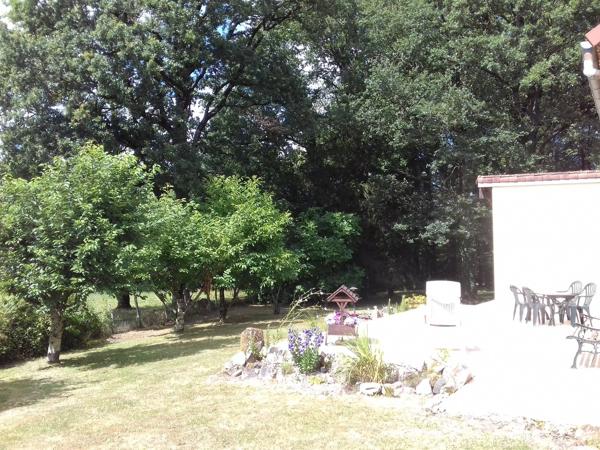Superbe maison en pierre à la campagne