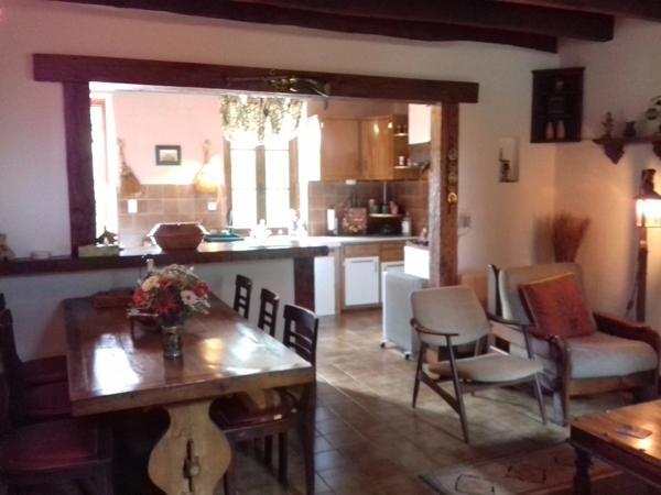 Superbe maison en pierre à la campagne