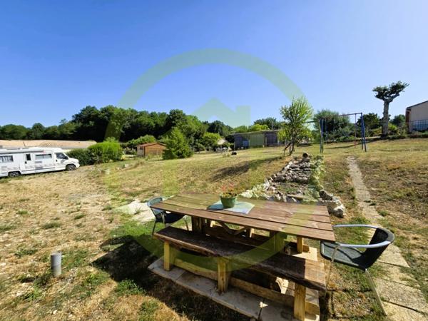 Maison à SAINT BONNET SUR GIRONDE (17150)