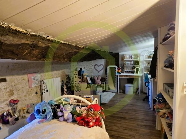 Maison à SAINT BONNET SUR GIRONDE (17150)