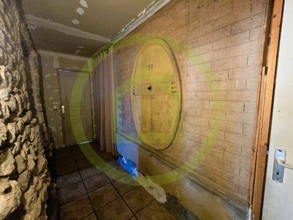 Maison à SAINT BONNET SUR GIRONDE (17150)