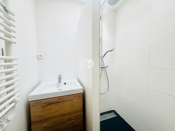 Maison - À vendre - 187 m² - LAVAL | The Door Man