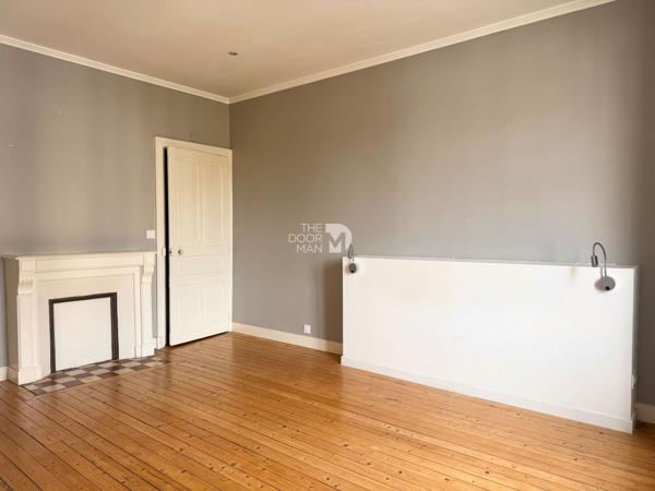 Maison - À vendre - 187 m² - LAVAL | The Door Man