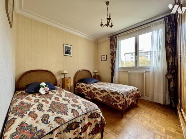 À VENDRE – Appartement T4 lumineux – Secteur Petit Port