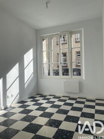 Appartement à vendre 5 pièces 99 m² Compiègne