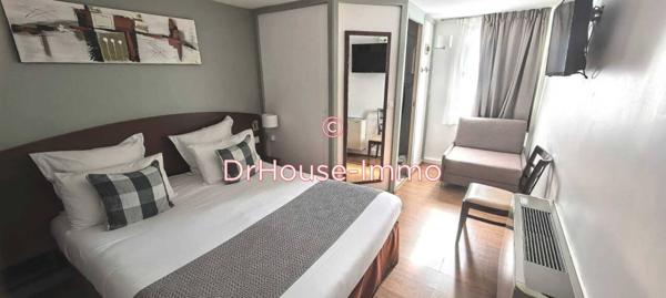 Hôtel particulier à vendre 50 pièces de 1 700 m²