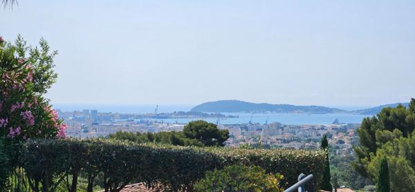 VILLA TOULON OUEST - LES 4 CHEMINS DES ROUTES