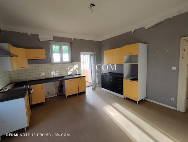 Maison 10 pièce(s) 6 chambre(s) 229.1 m²